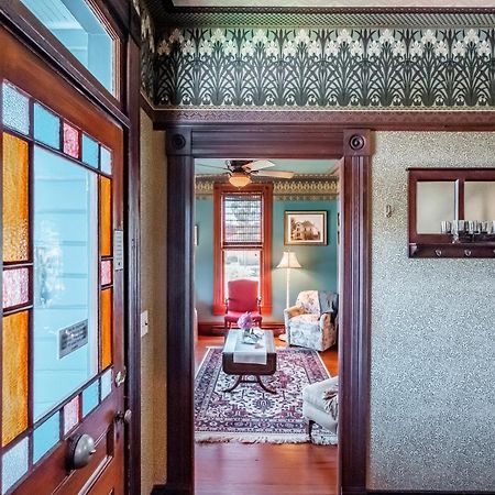 MaMere's Guest House Monmouth Extérieur photo